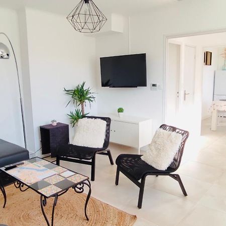 Le Jardin Arlesien - Parking Apartment Luaran gambar