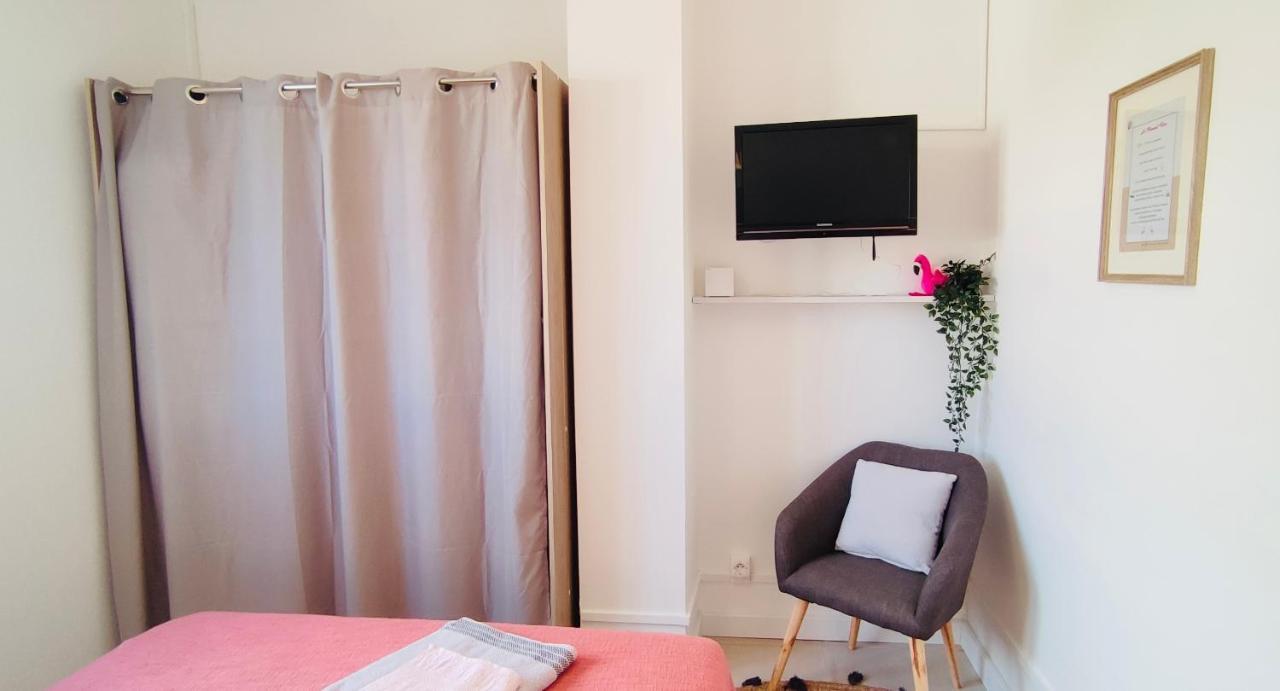 Le Jardin Arlesien - Parking Apartment Luaran gambar